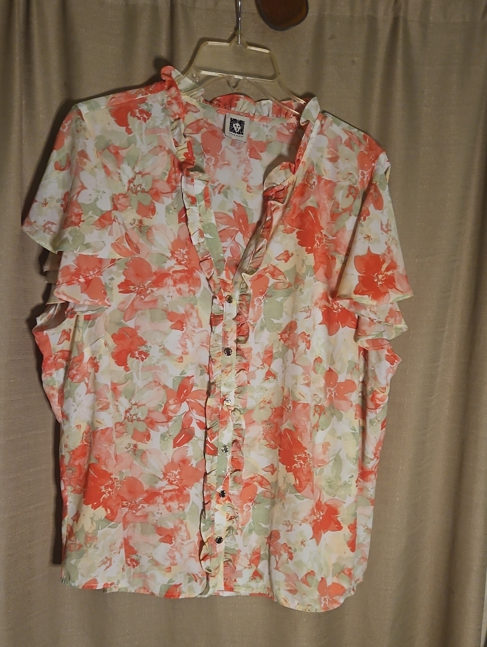 EUC Anne Klein Top